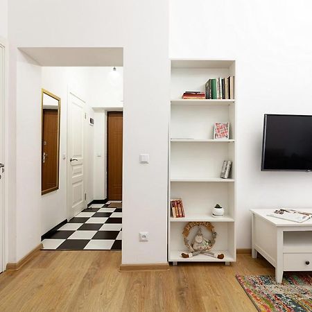 Sweet Home Apartment Львів Екстер'єр фото