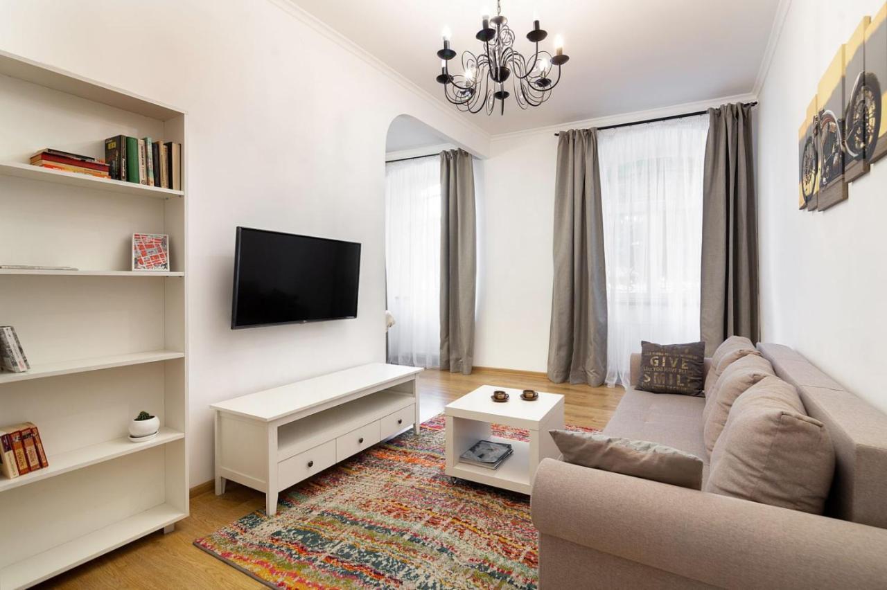 Sweet Home Apartment Львів Екстер'єр фото