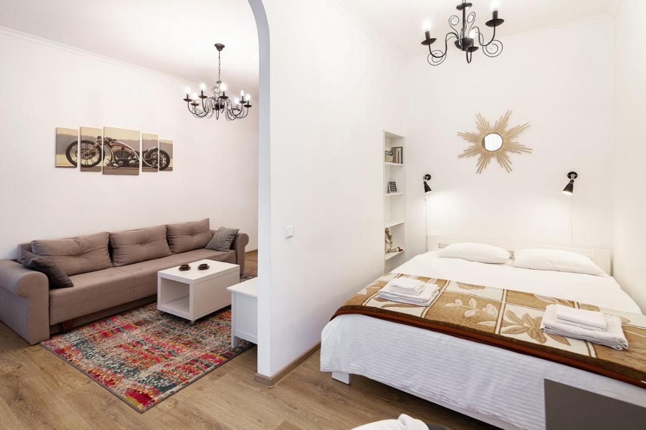 Sweet Home Apartment Львів Екстер'єр фото