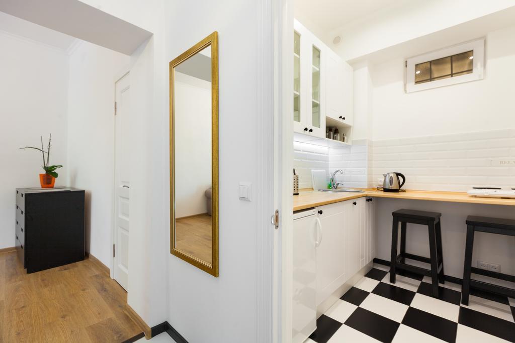 Sweet Home Apartment Львів Екстер'єр фото