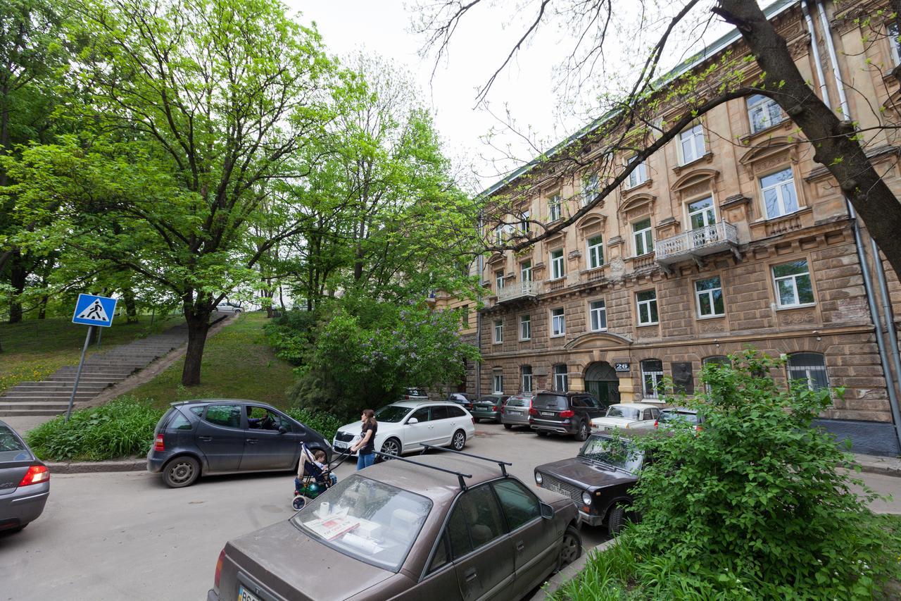 Sweet Home Apartment Львів Екстер'єр фото